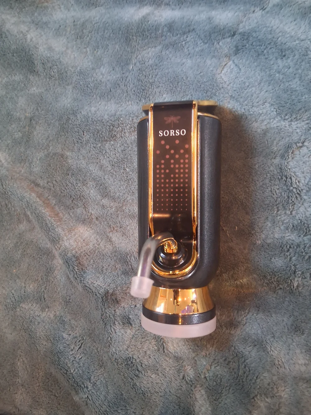 Sorso Wine Aerator, Preserver & Dispenser